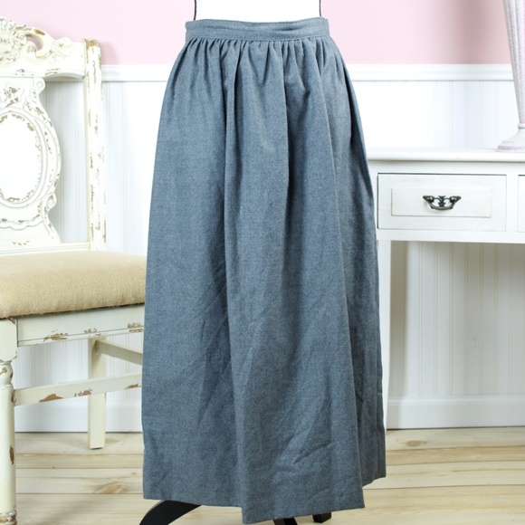 Dresses & Skirts - Homemade Grey Wool Skirt Size 6